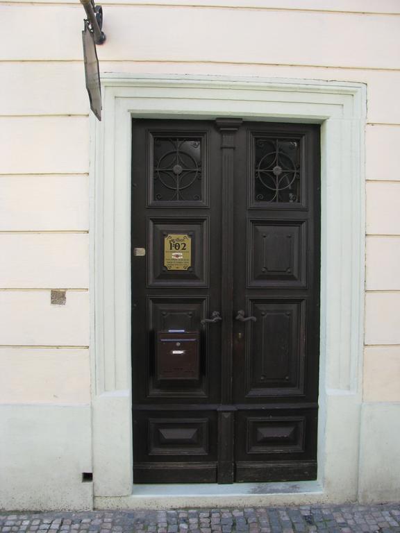 Penzion 102 Пардубице Екстериор снимка